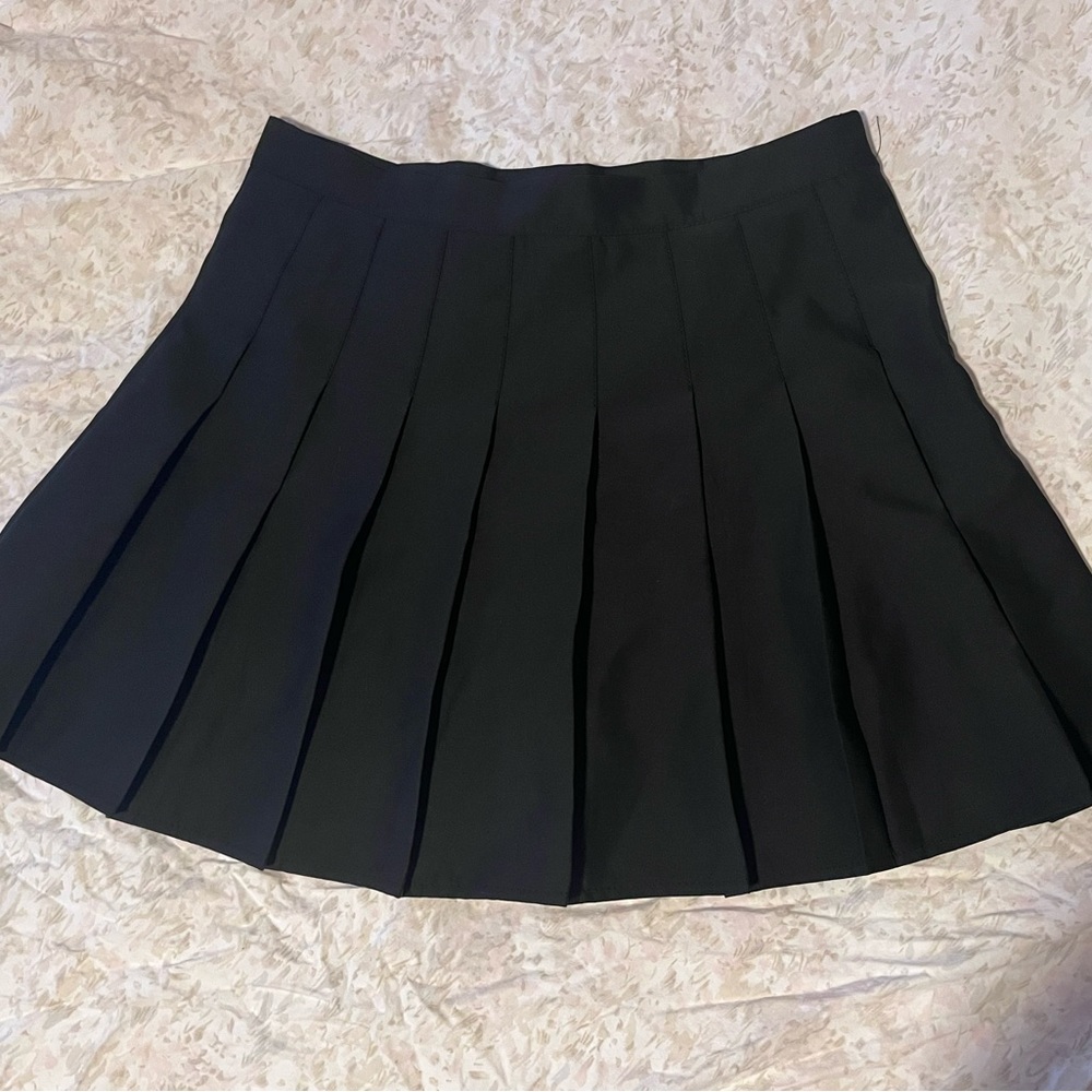 BLACK SKATER SKIRT